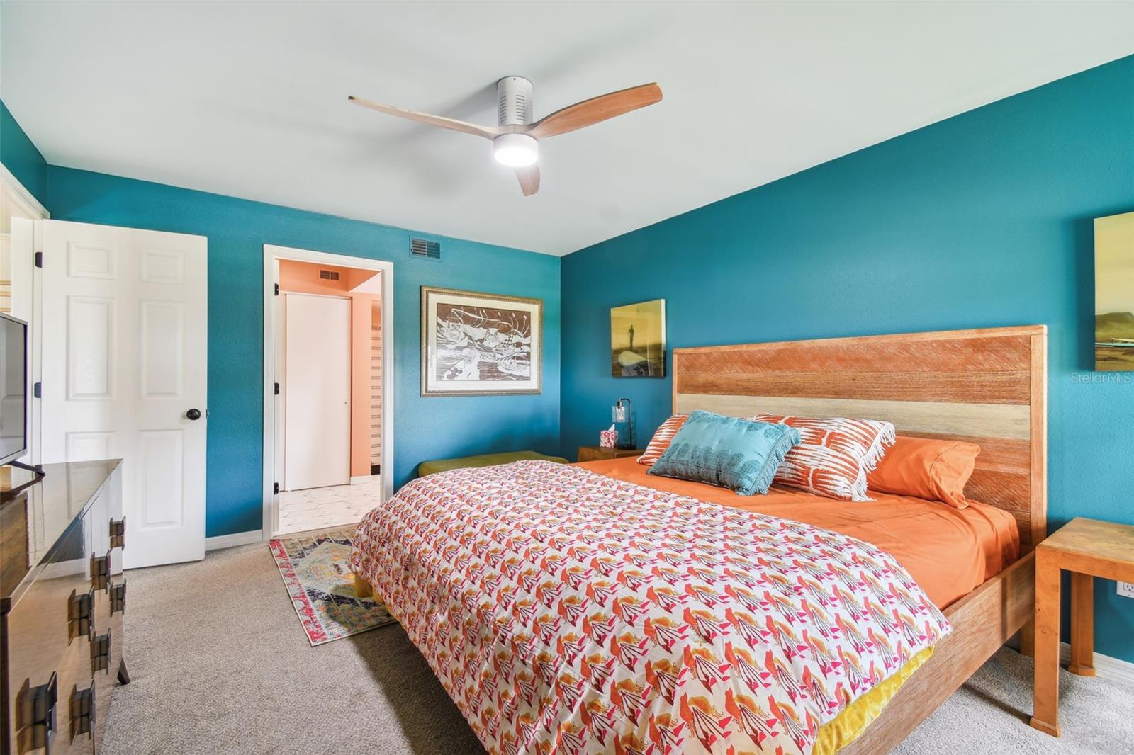 LOVERS OAK CONDO - Residential Lease