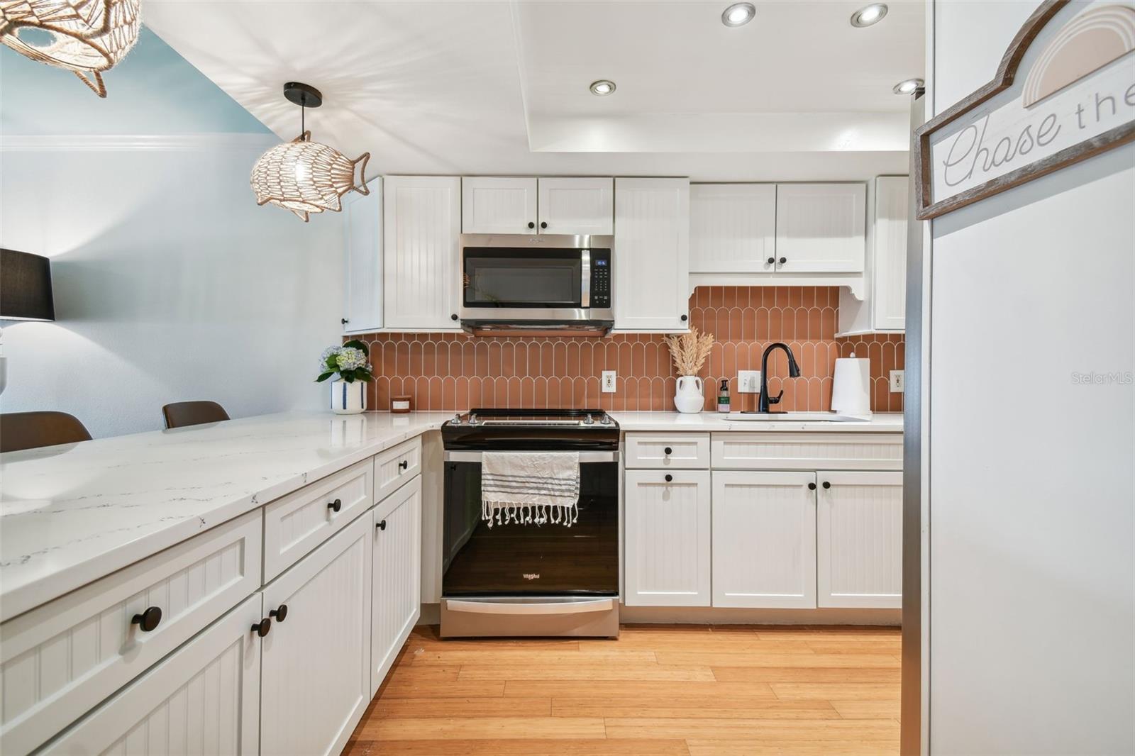 LOVERS OAK CONDO - Residential Lease