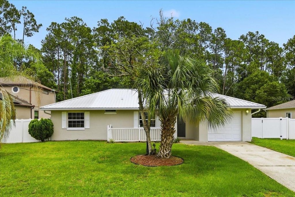 Photo of 72 Smith Trail, Palm Coast, FL 32164 (MLS # FC318752)