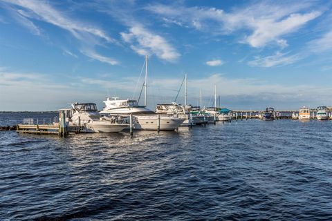 A home in PUNTA GORDA