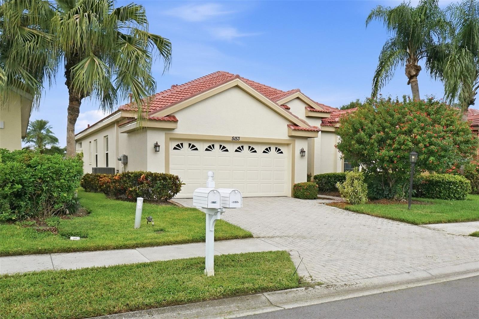 5153 HIGHBURY CIRCLE