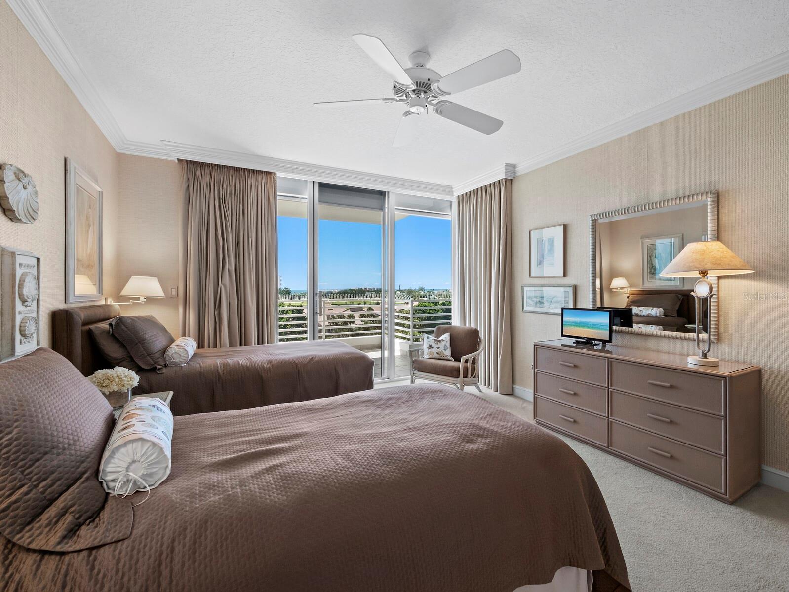 MARINA BAY - Residential