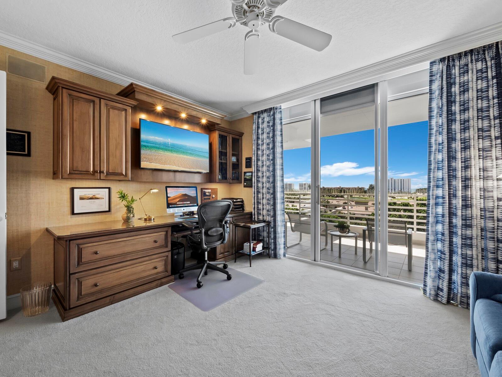 MARINA BAY - Residential