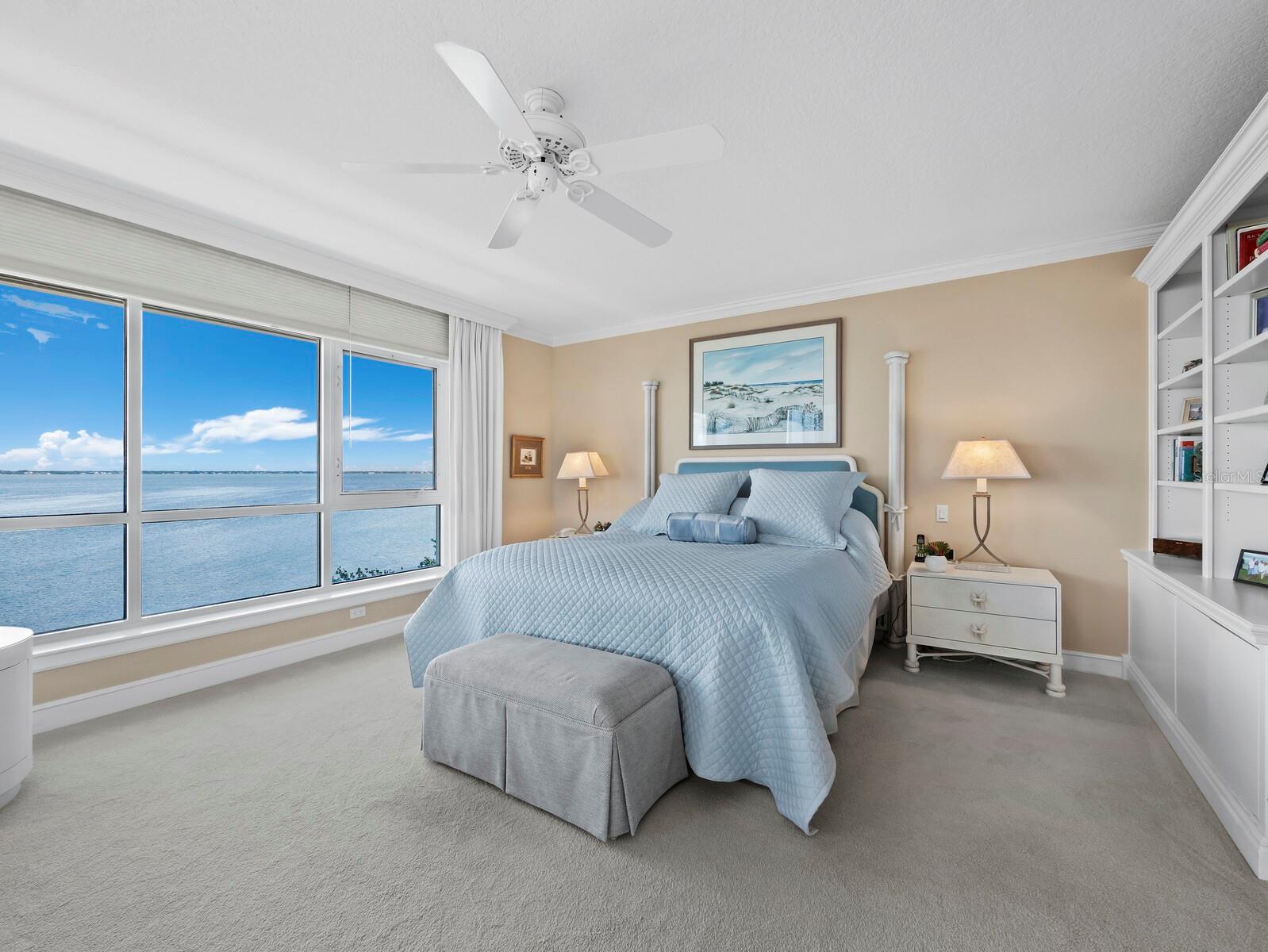 MARINA BAY - Residential