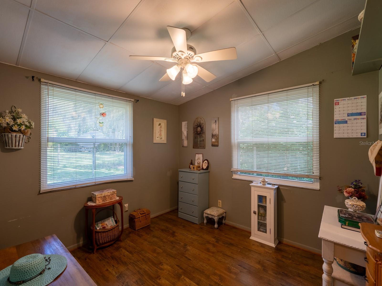 SHERWOOD FOREST - Residential