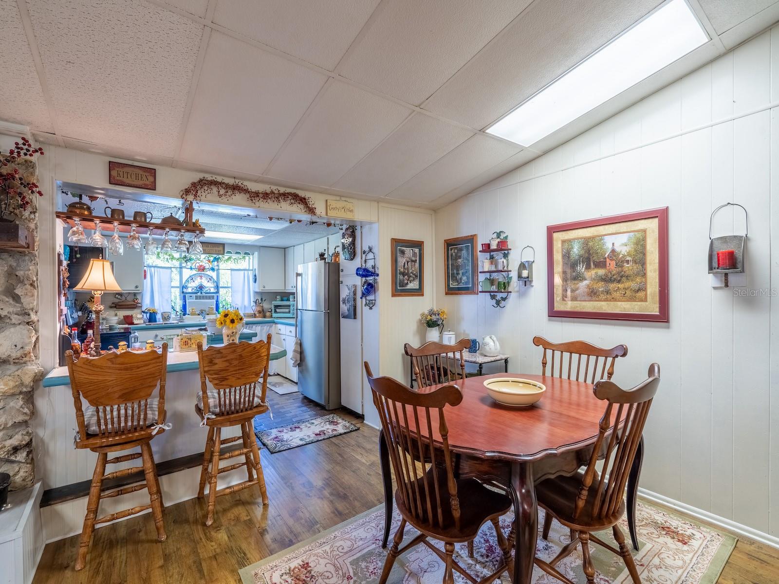 SHERWOOD FOREST - Residential