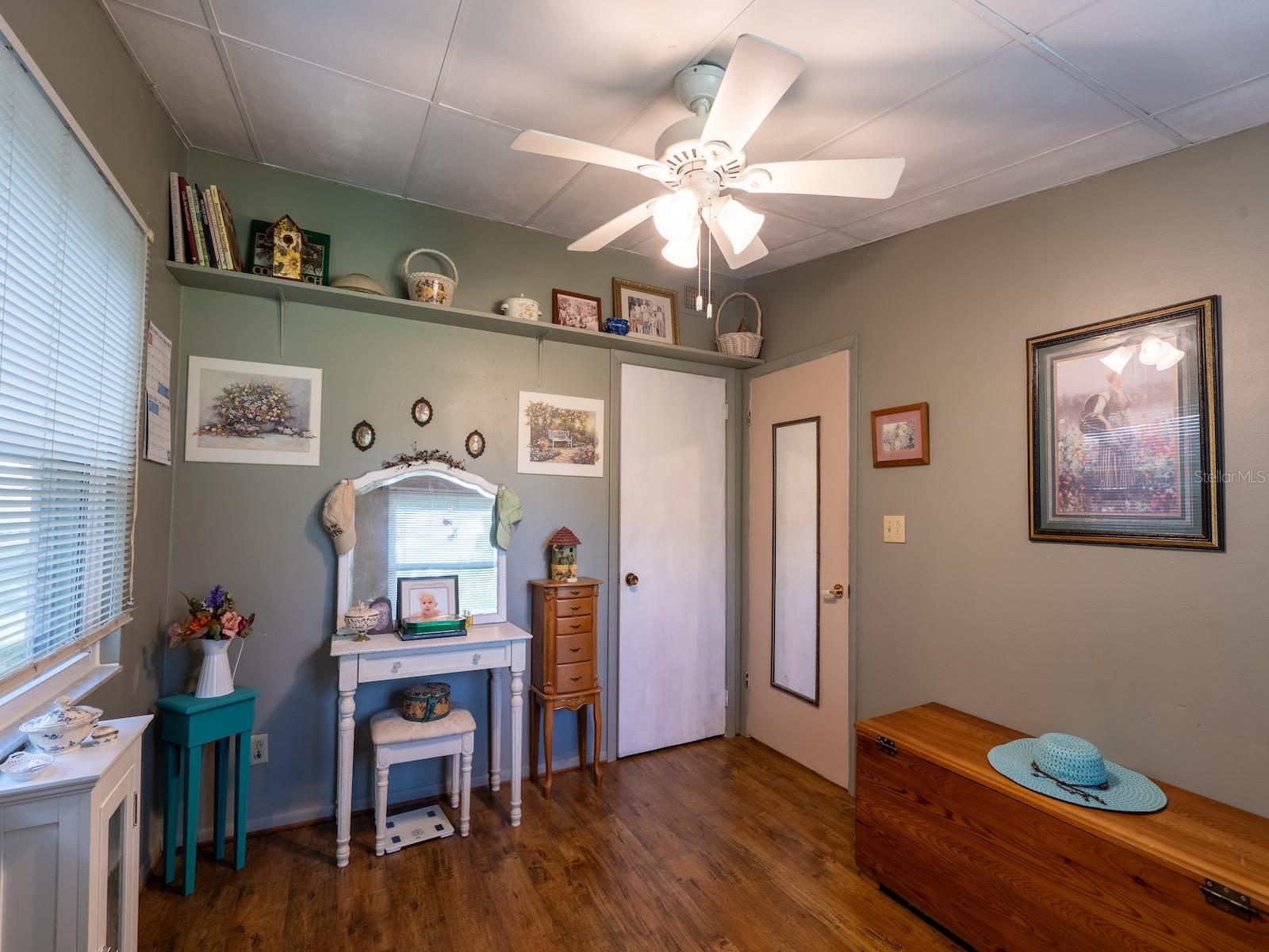 SHERWOOD FOREST - Residential