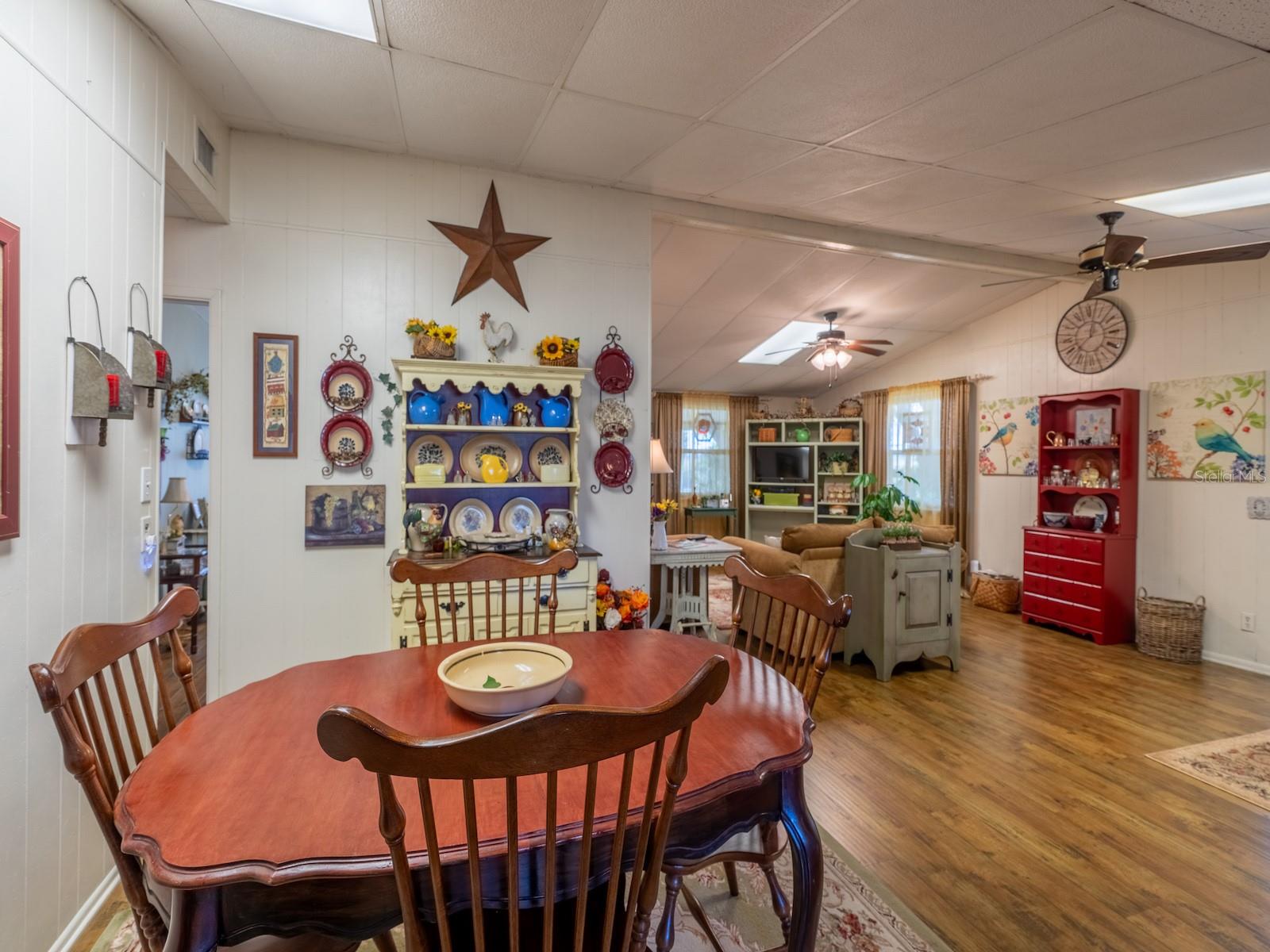 SHERWOOD FOREST - Residential