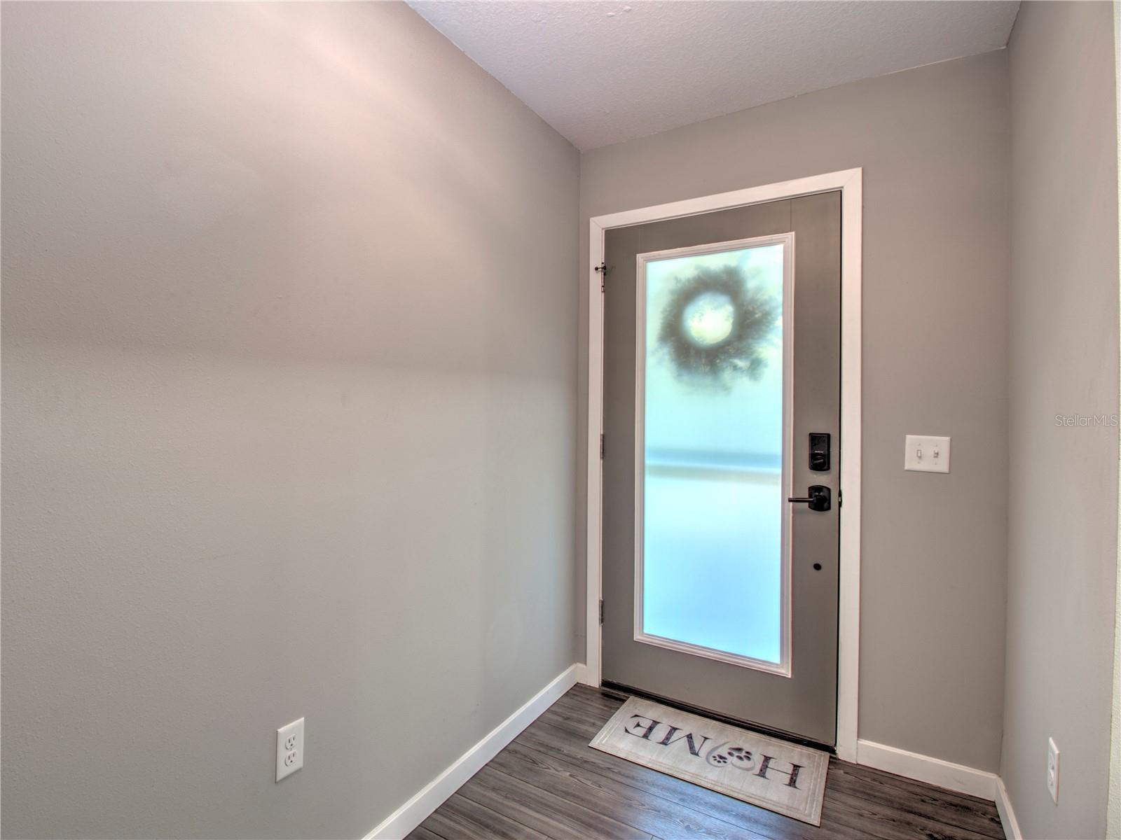 TOWERING OAKS - Residential