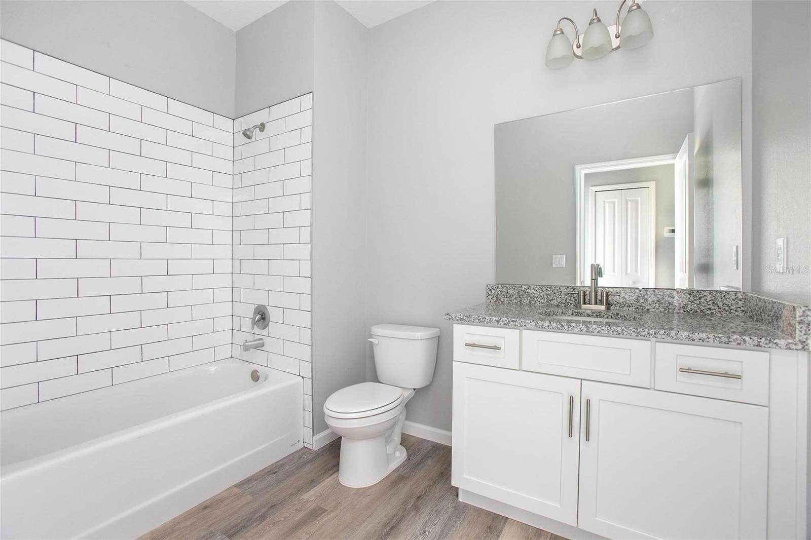 DELTONA LAKES UNIT 05 - Residential