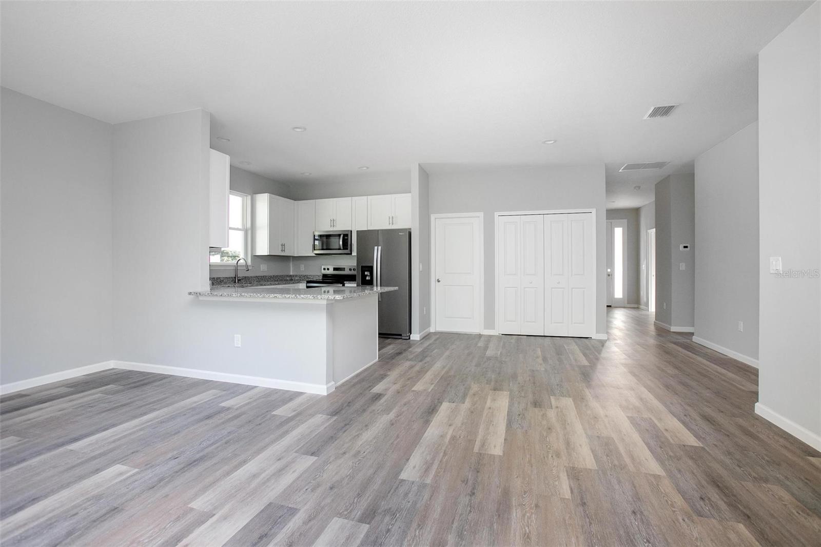 DELTONA LAKES UNIT 05 - Residential