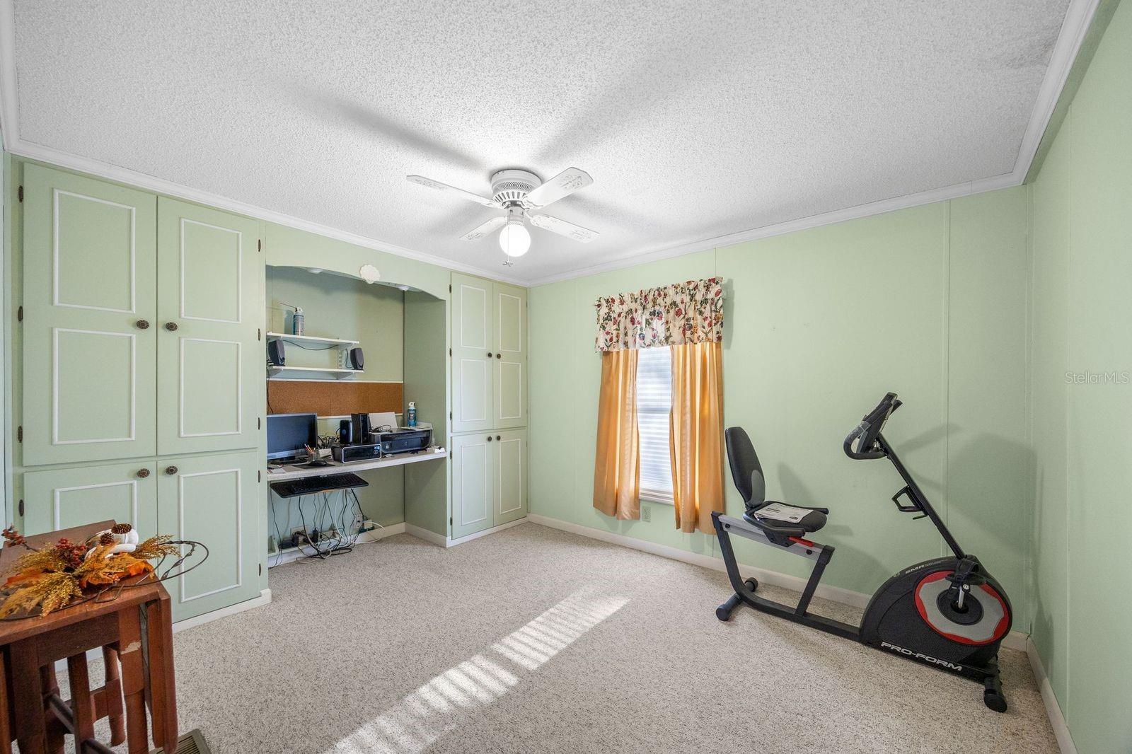 PINE LAKE - Residential