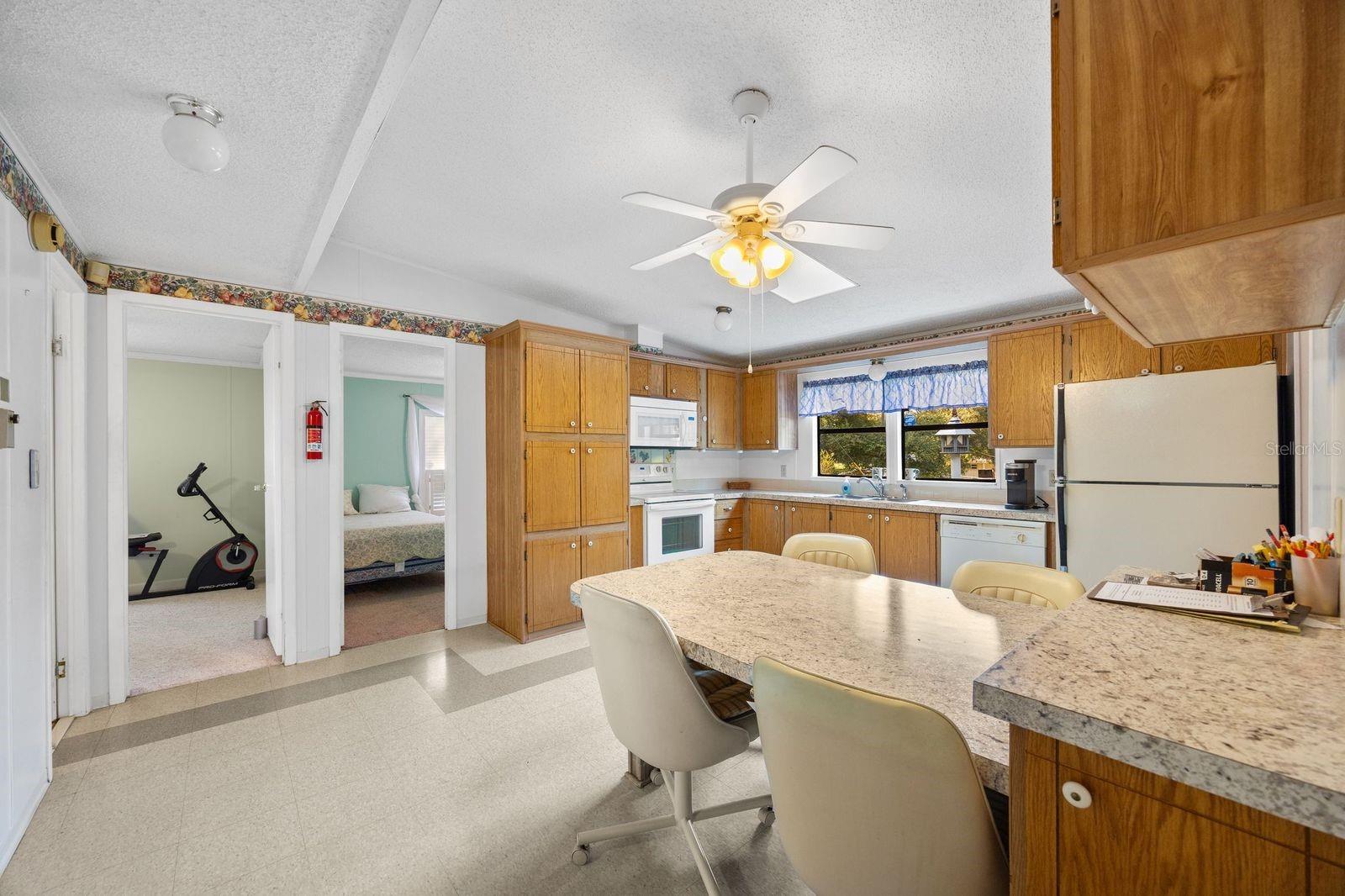 PINE LAKE - Residential