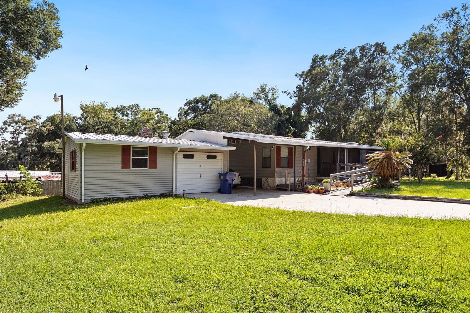 PINE LAKE - Residential