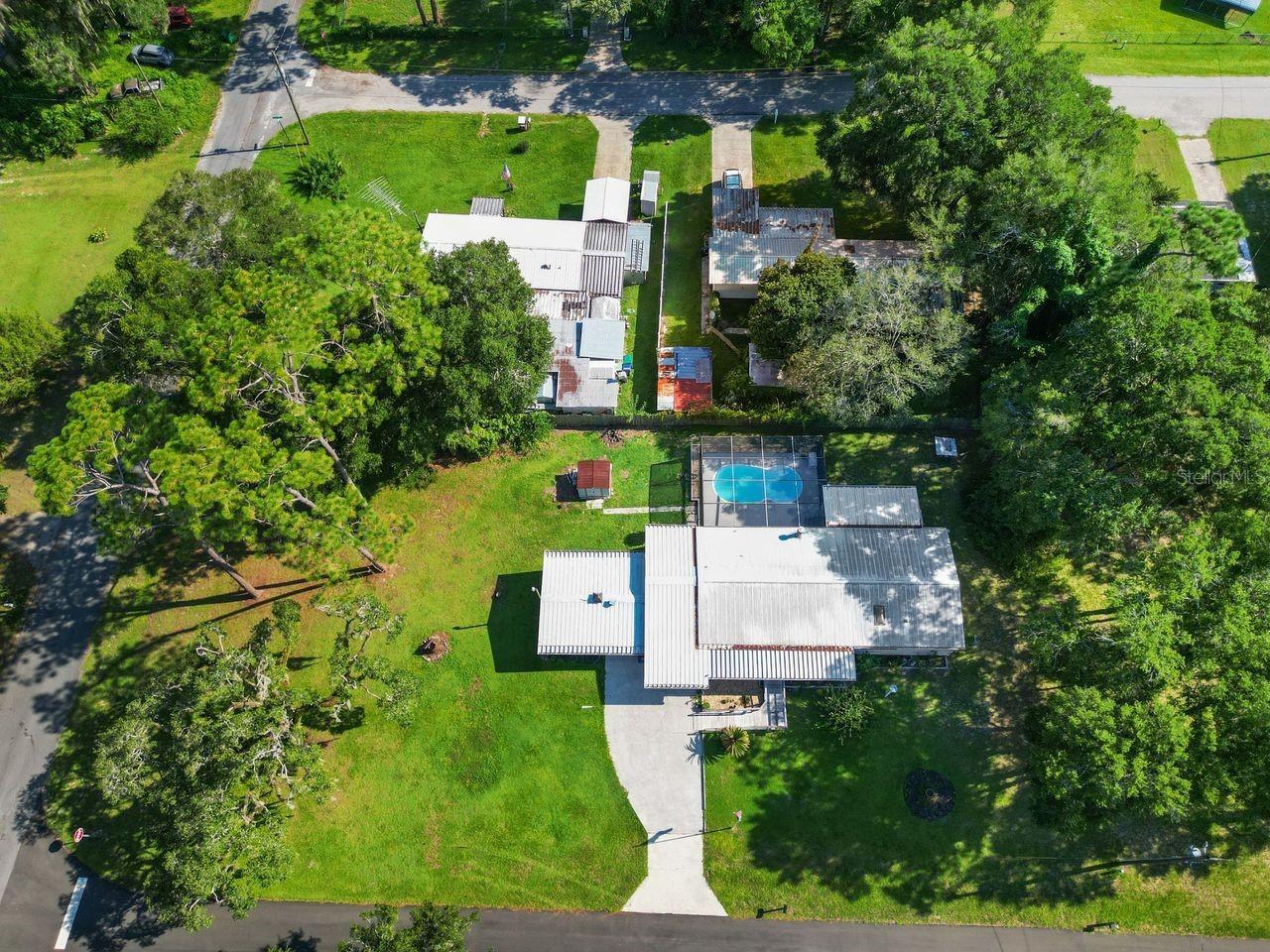 PINE LAKE - Residential