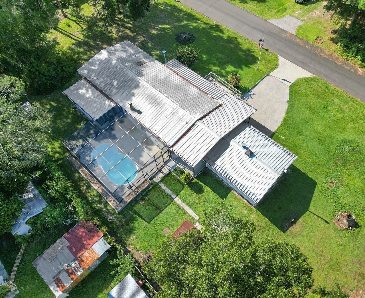 PINE LAKE - Residential