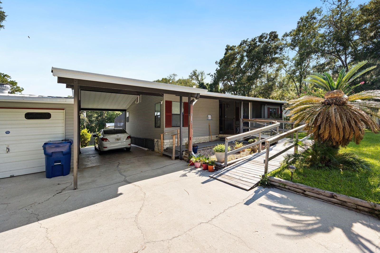 PINE LAKE - Residential