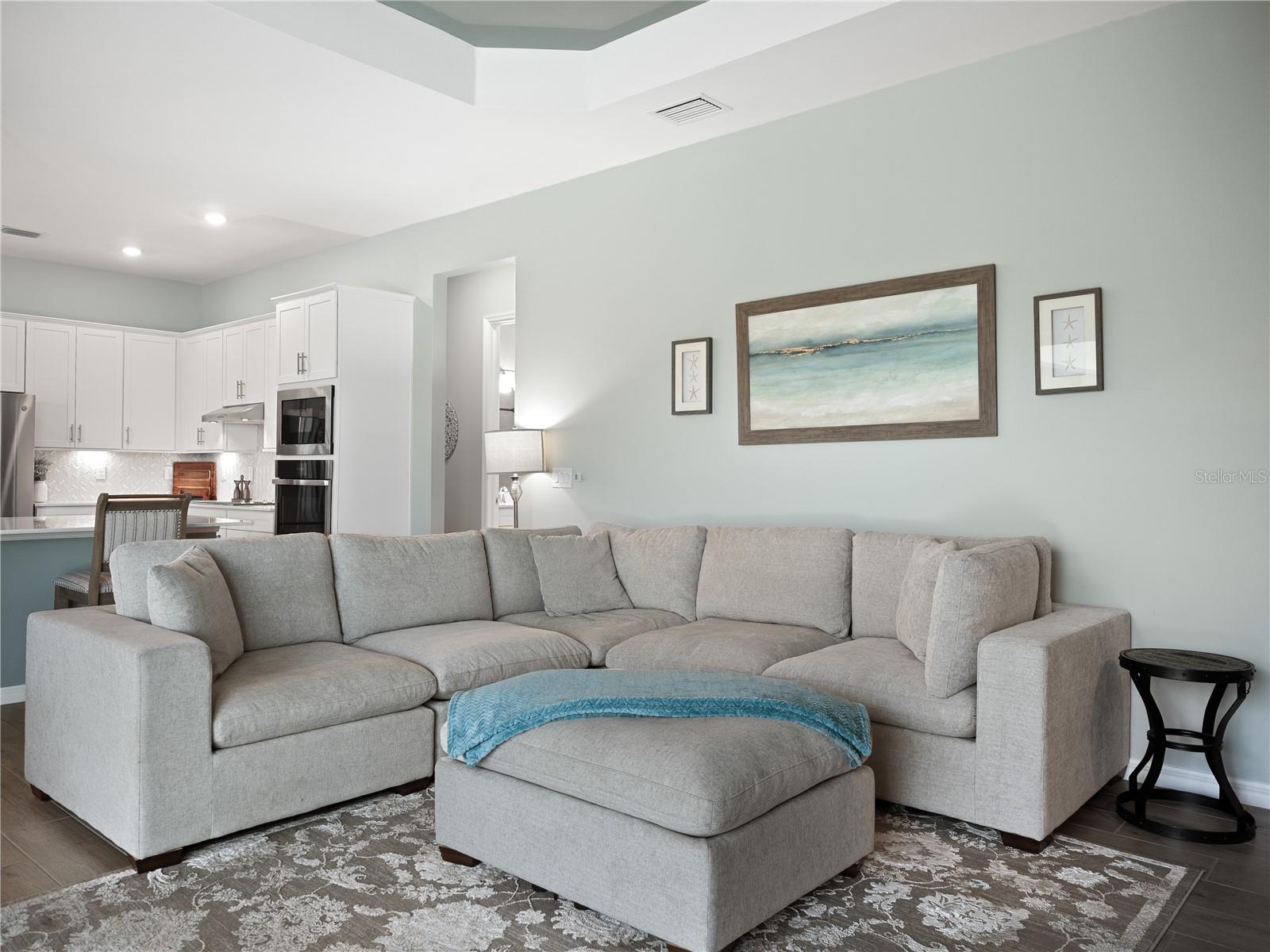 WELLEN PARK GOLF & COUNTRY CLUB - Residential