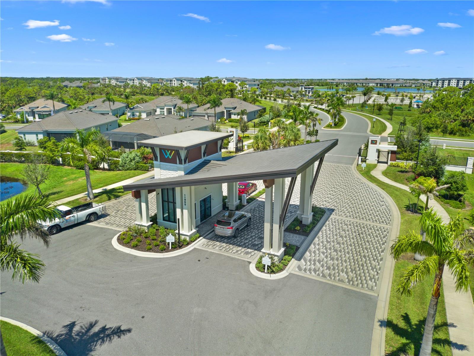 WELLEN PARK GOLF & COUNTRY CLUB - Residential