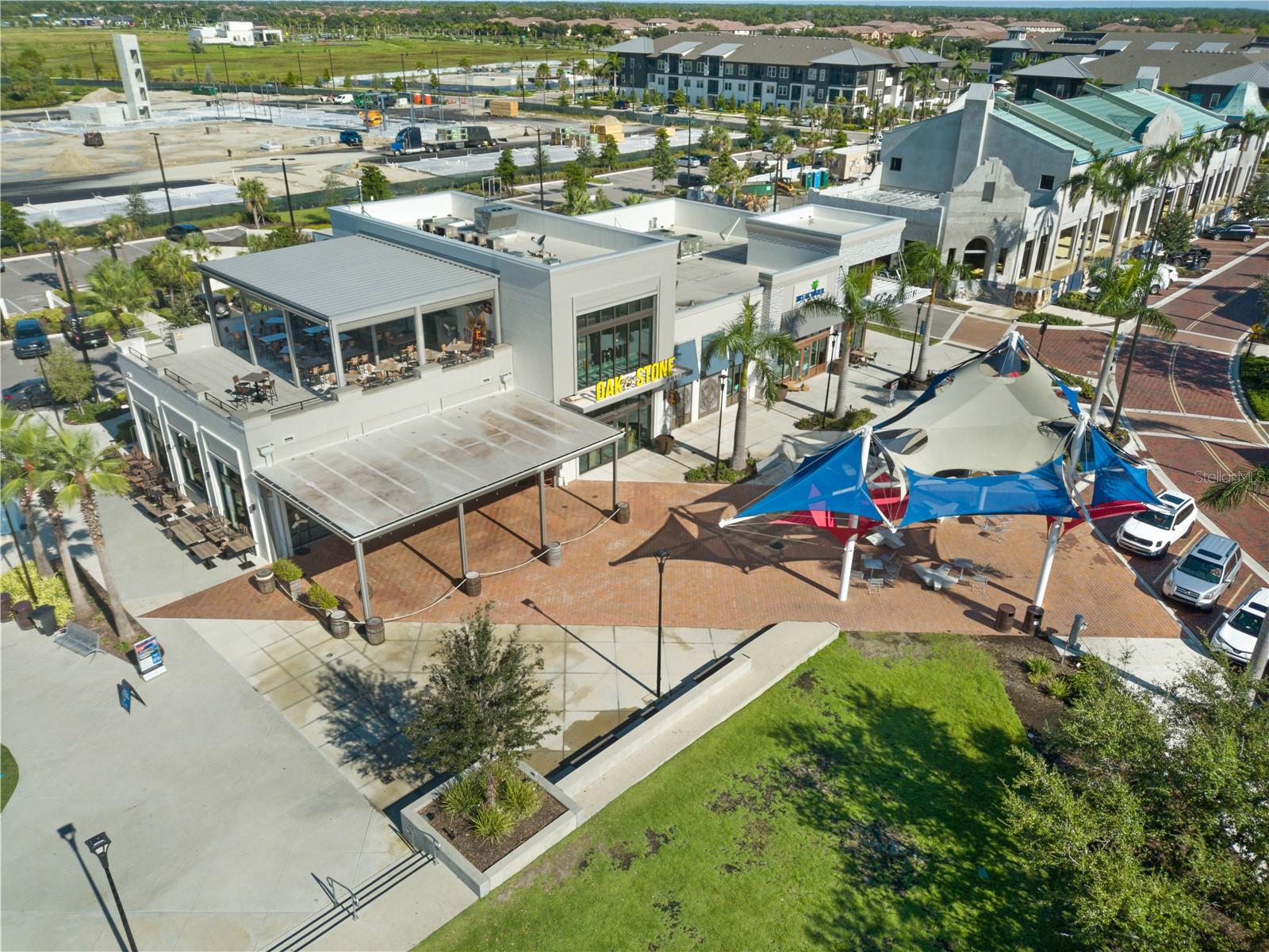 WELLEN PARK GOLF & COUNTRY CLUB - Residential