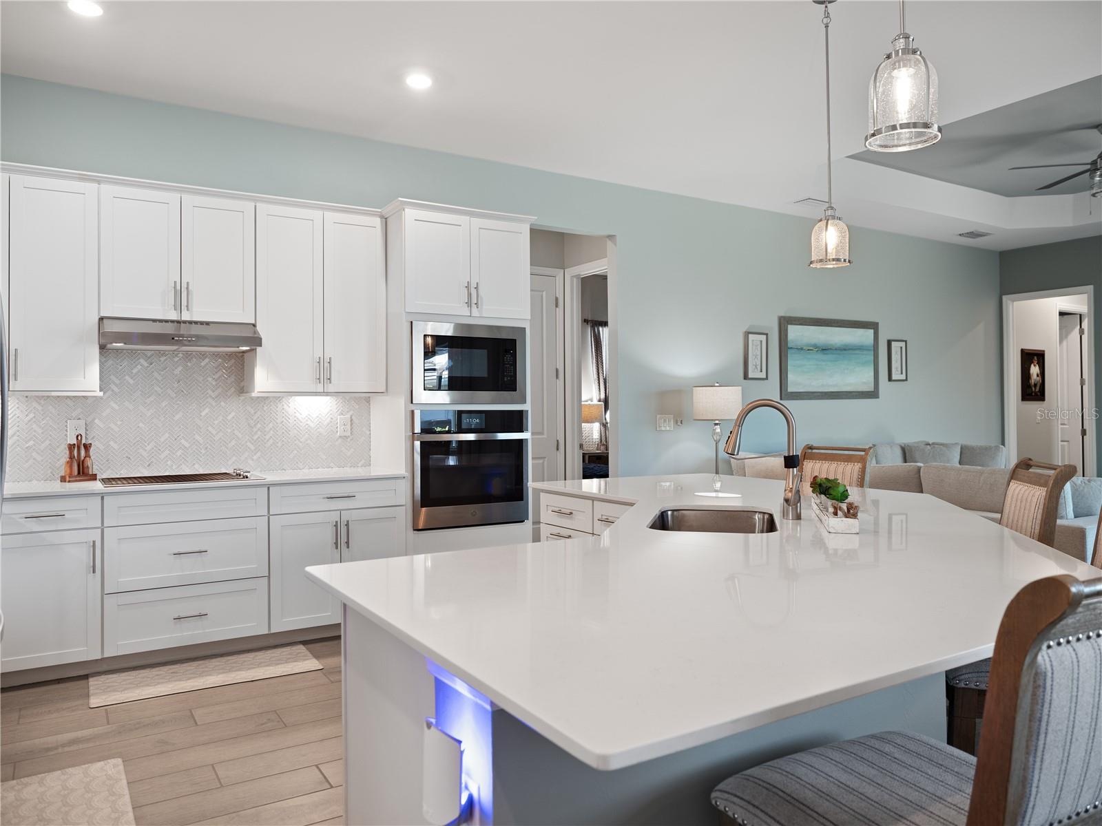 WELLEN PARK GOLF & COUNTRY CLUB - Residential