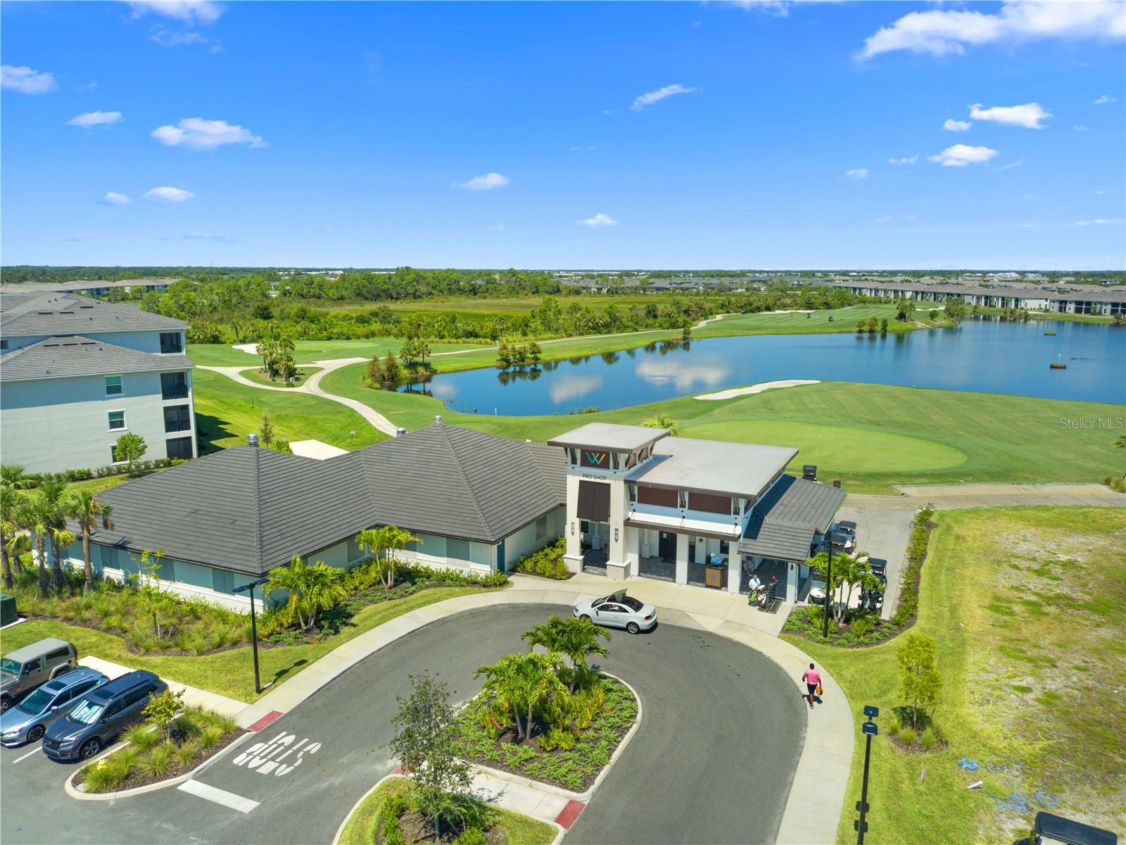 WELLEN PARK GOLF & COUNTRY CLUB - Residential