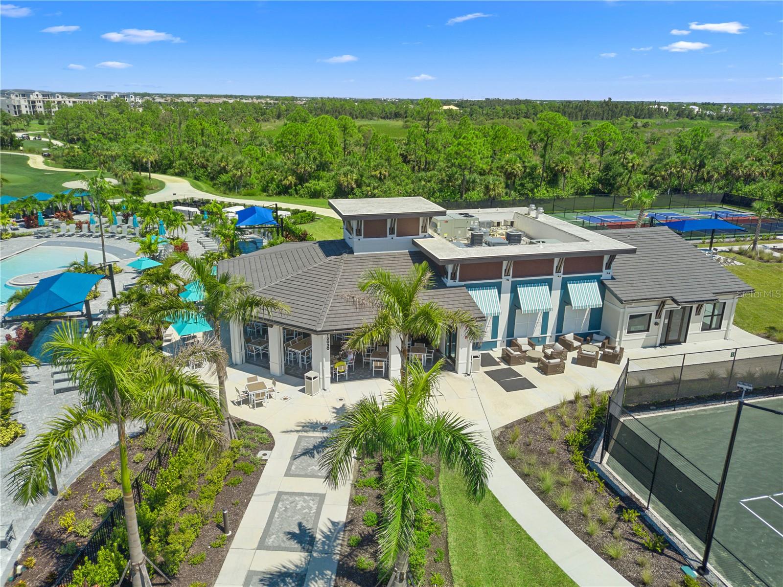 WELLEN PARK GOLF & COUNTRY CLUB - Residential