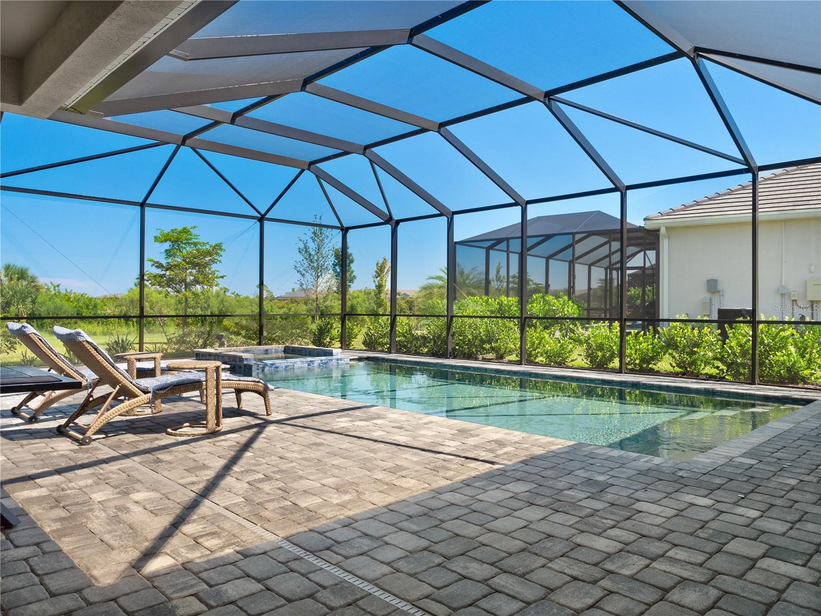 WELLEN PARK GOLF & COUNTRY CLUB - Residential