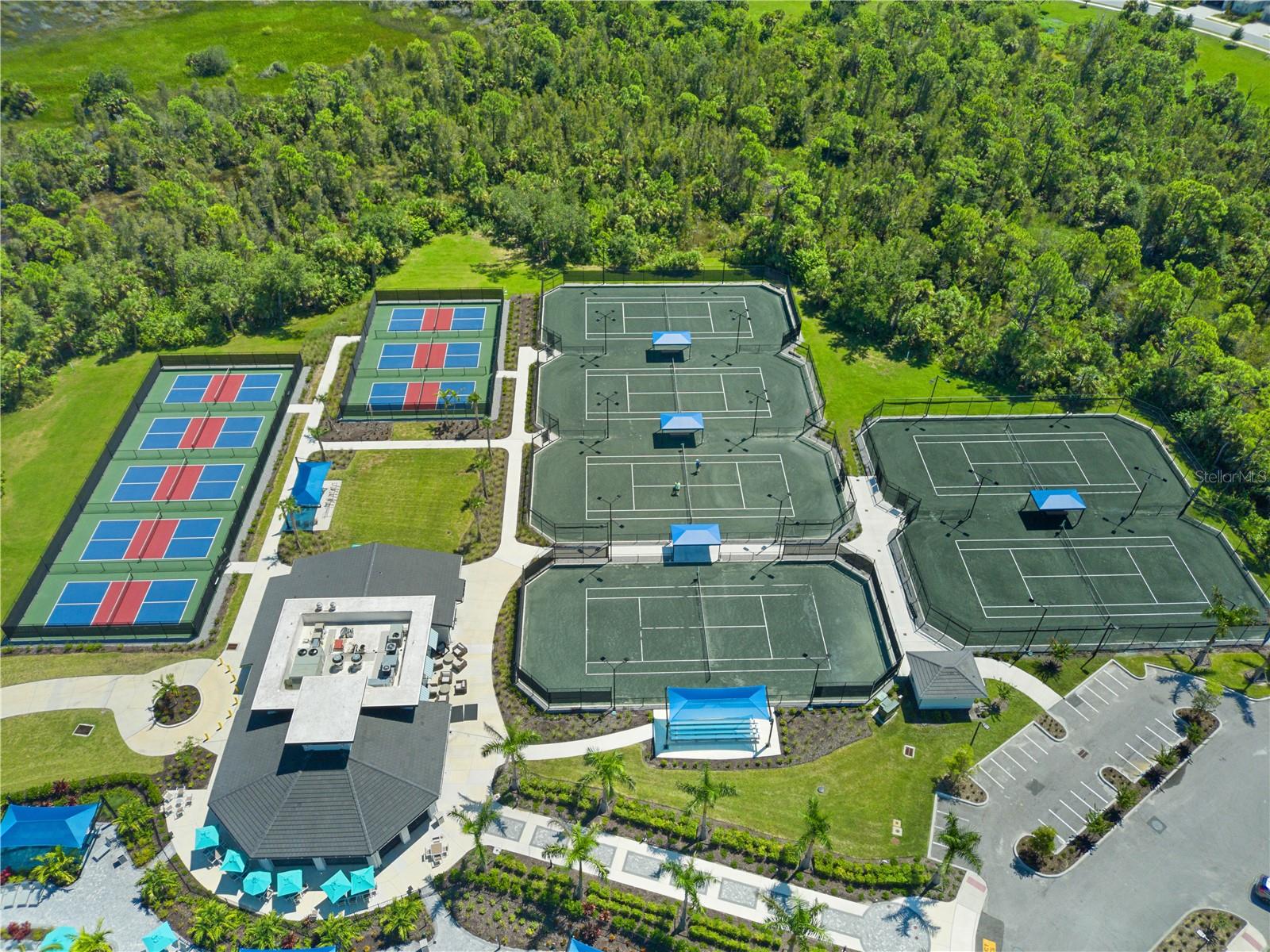 WELLEN PARK GOLF & COUNTRY CLUB - Residential