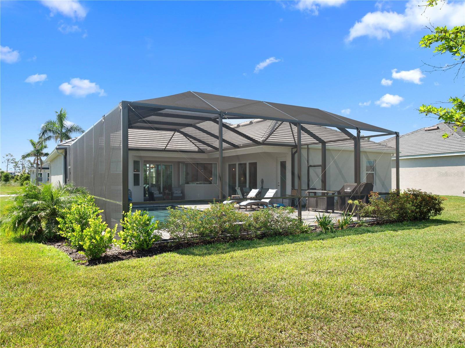 WELLEN PARK GOLF & COUNTRY CLUB - Residential