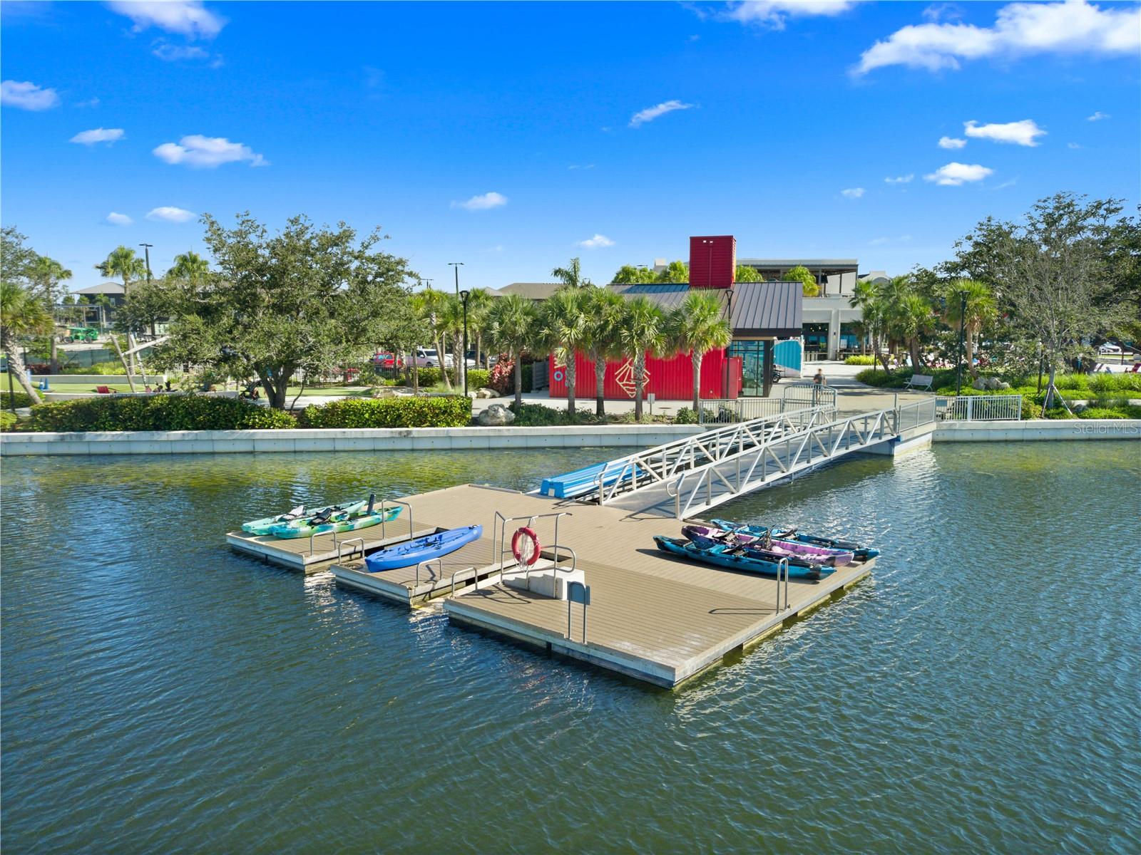WELLEN PARK GOLF & COUNTRY CLUB - Residential