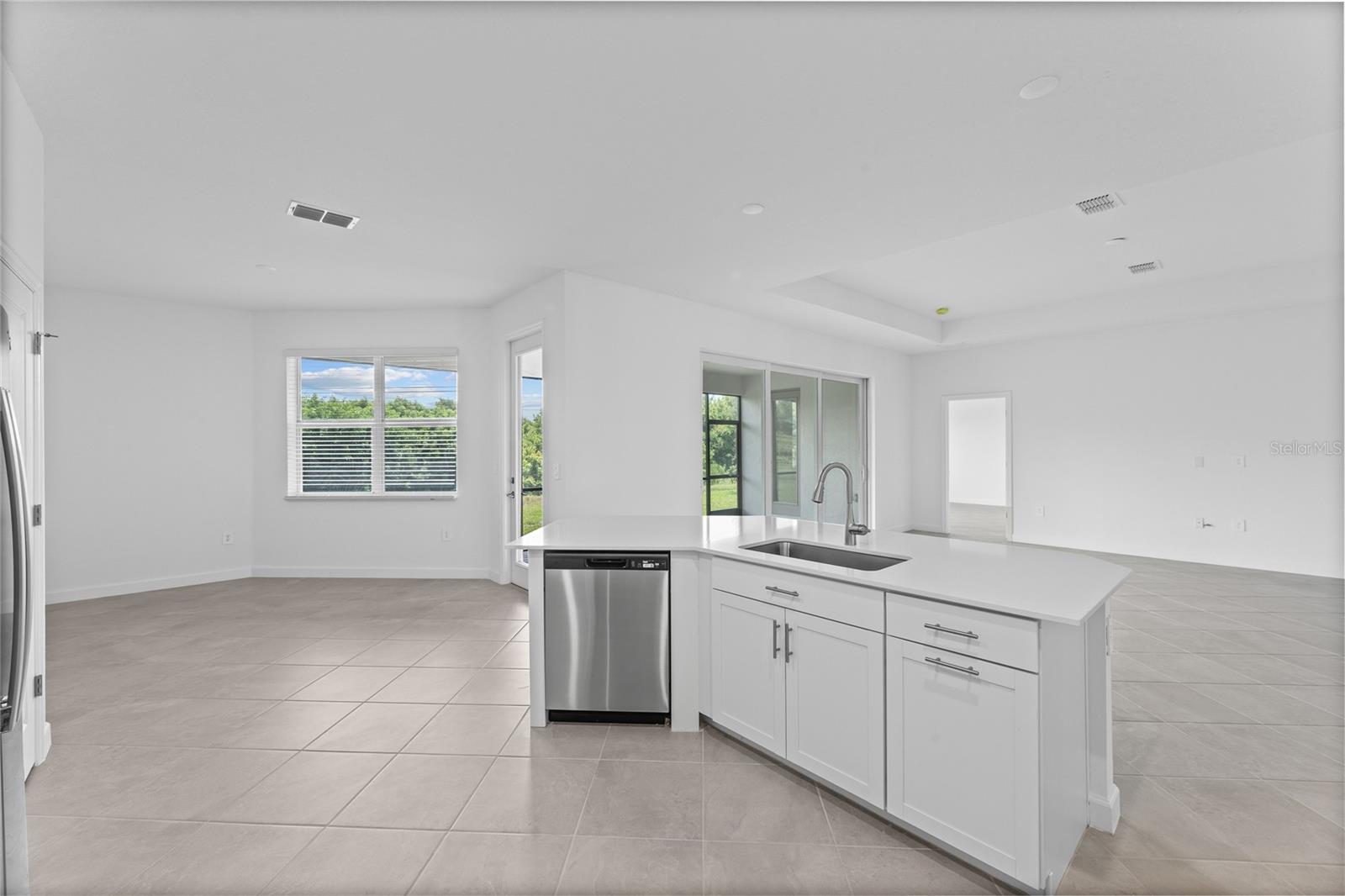 CALUSA COUNTRY CLUB - Residential