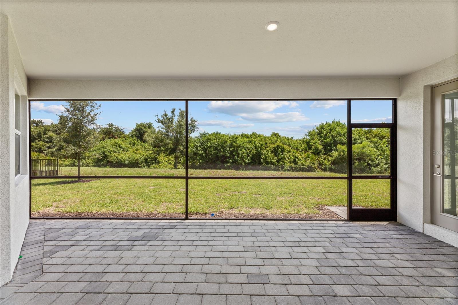 CALUSA COUNTRY CLUB - Residential