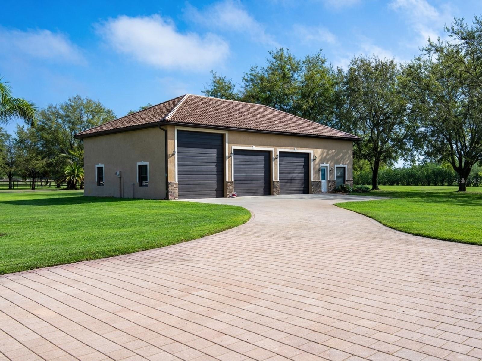 DEER HAMMOCK - Residential