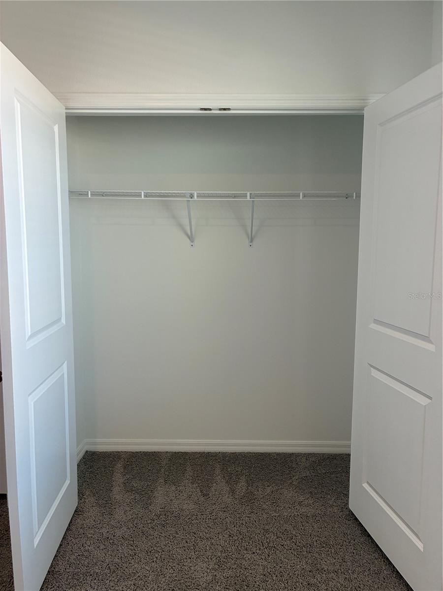 MEADOW RDG PH A-1 - Residential Lease