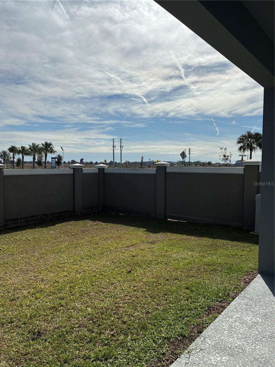 MEADOW RDG PH A-1 - Residential Lease