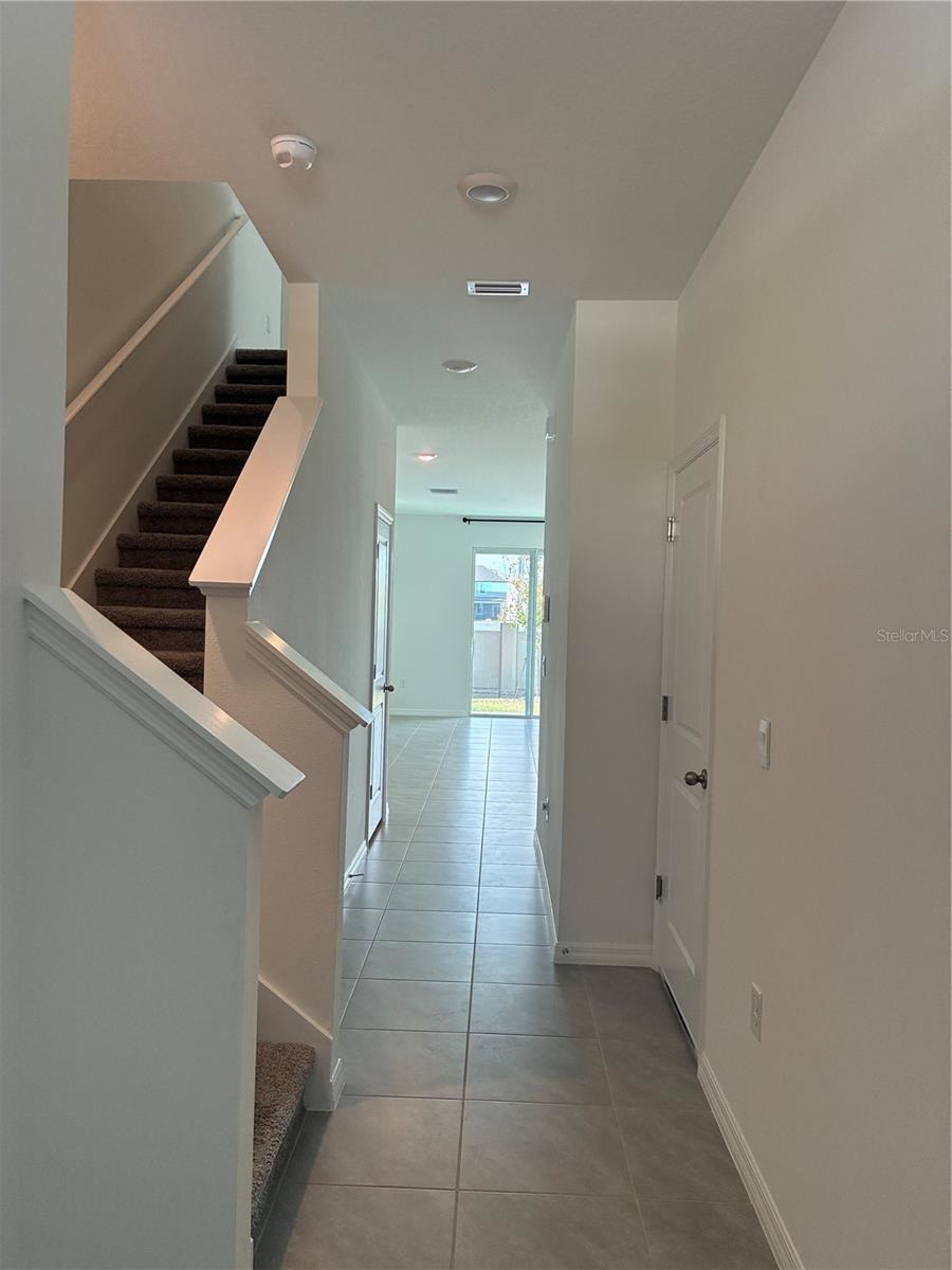 MEADOW RDG PH A-1 - Residential Lease