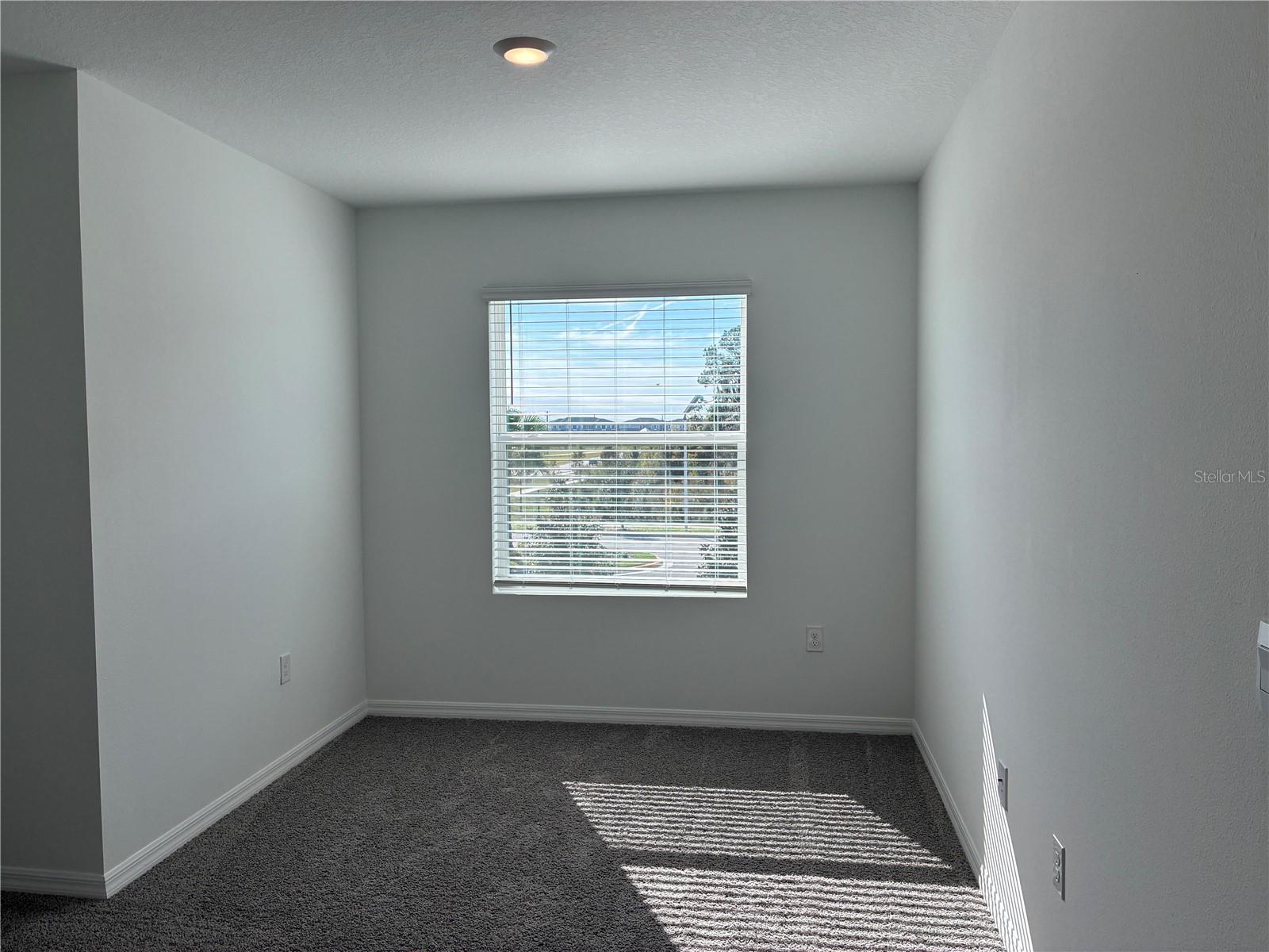 MEADOW RDG PH A-1 - Residential Lease