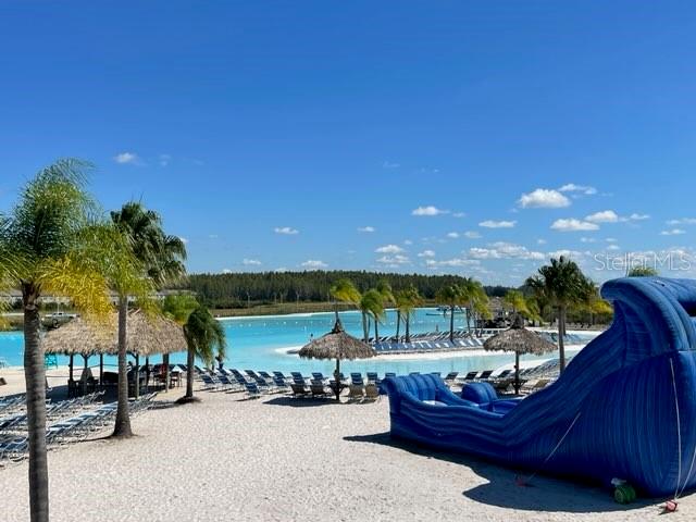 MEADOW RDG PH A-1 - Residential Lease