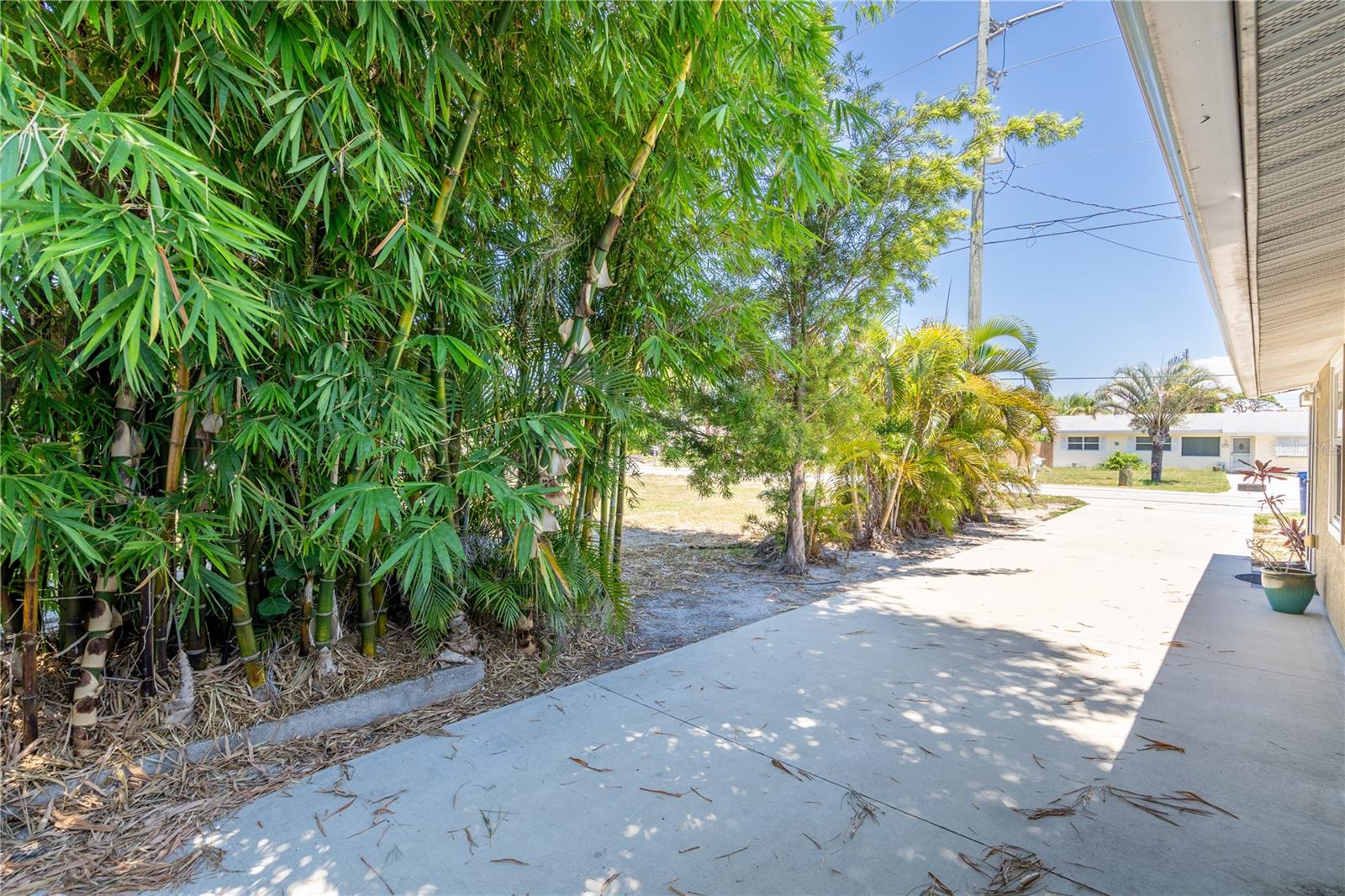 VAMO 2ND ADD TO - Residential Lease