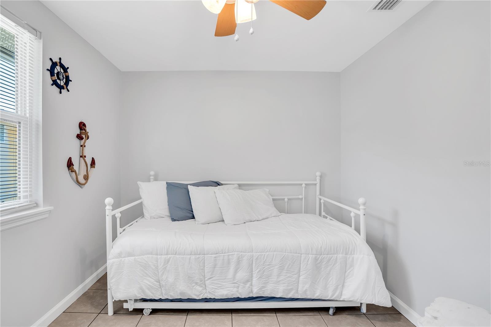 VAMO 2ND ADD TO - Residential Lease