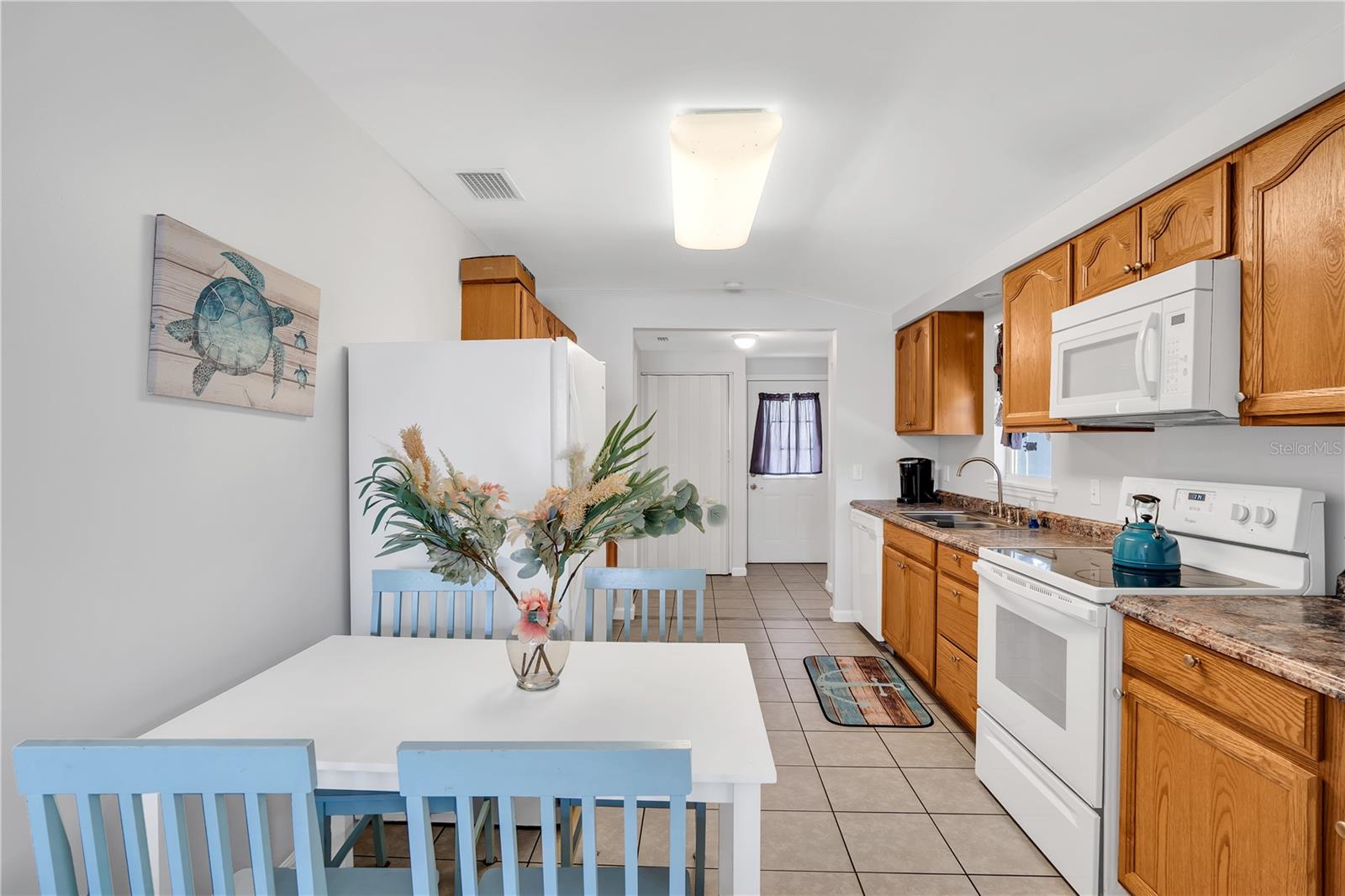 VAMO 2ND ADD TO - Residential Lease