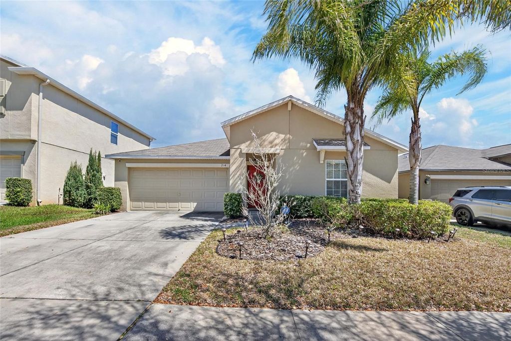 Photo of 214 English Channel Place, Dover, FL 33527 (MLS # TB8490865)