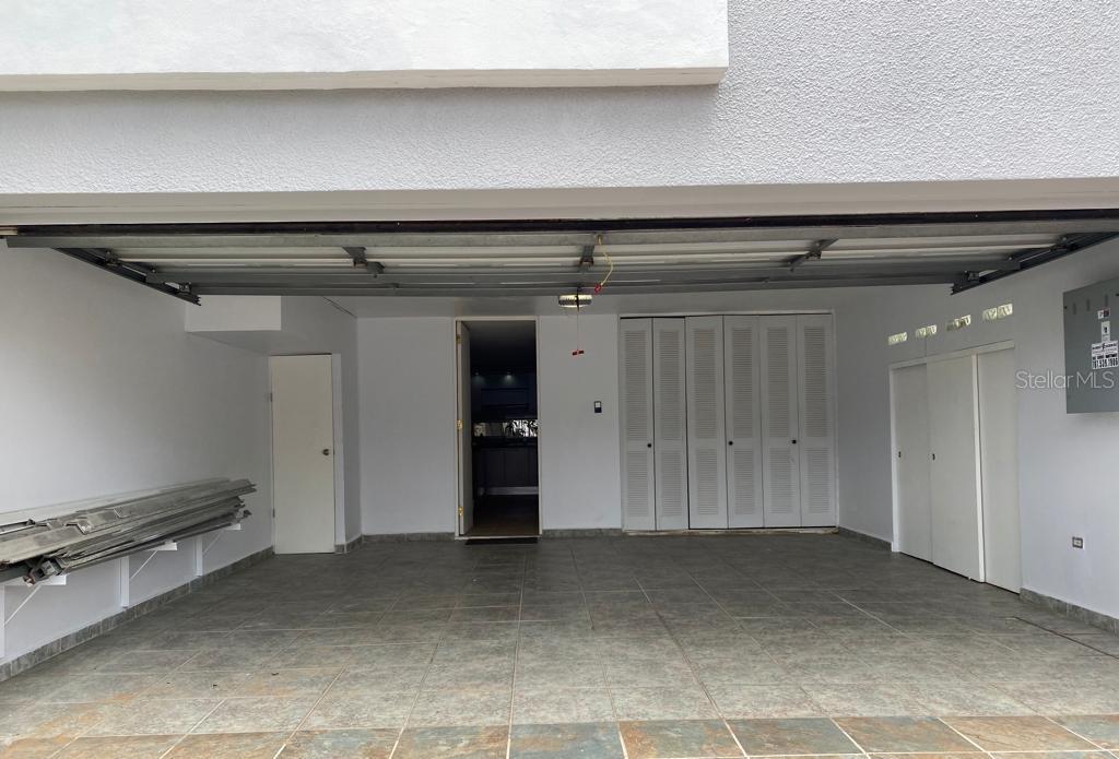 URB. PALMA REAL - Residential Lease