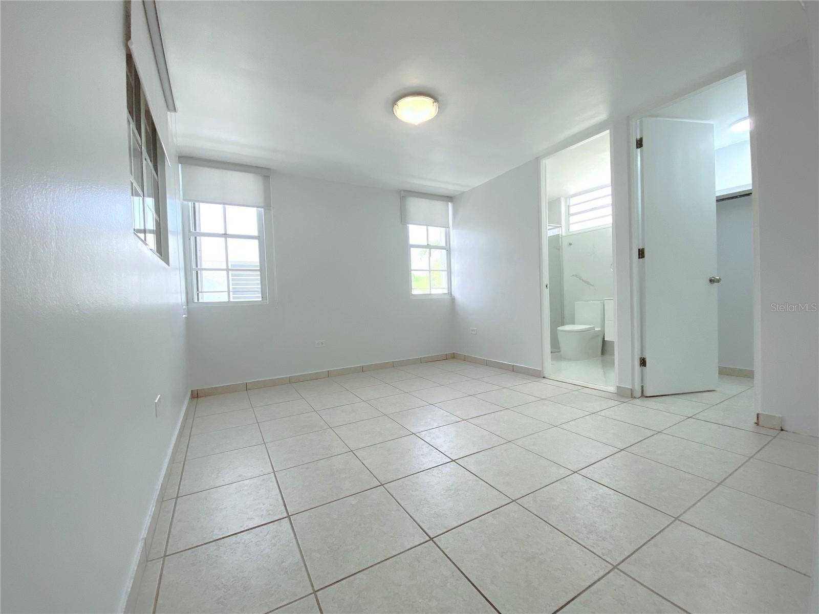 URB. PALMA REAL - Residential Lease