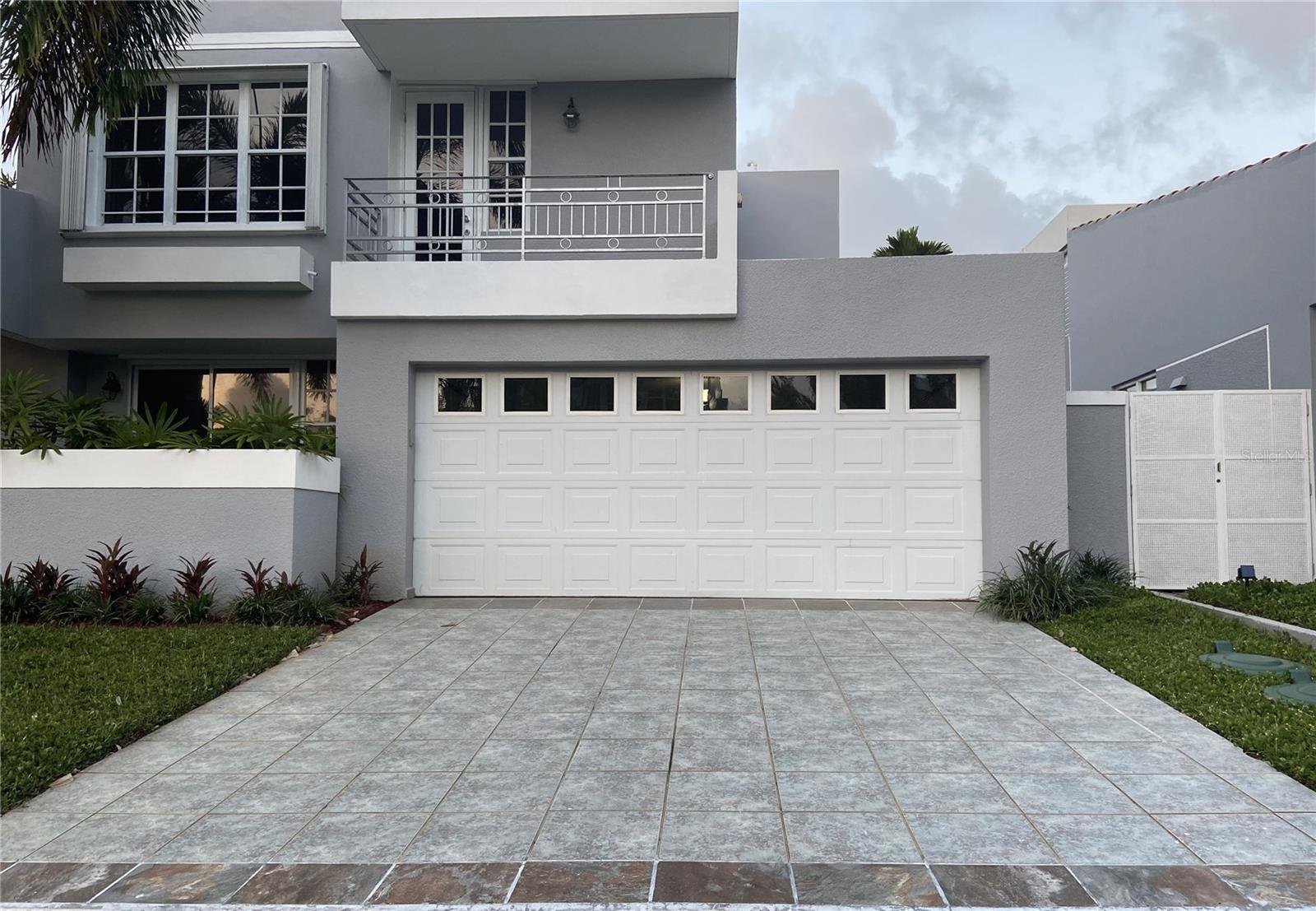 URB. PALMA REAL - Residential Lease