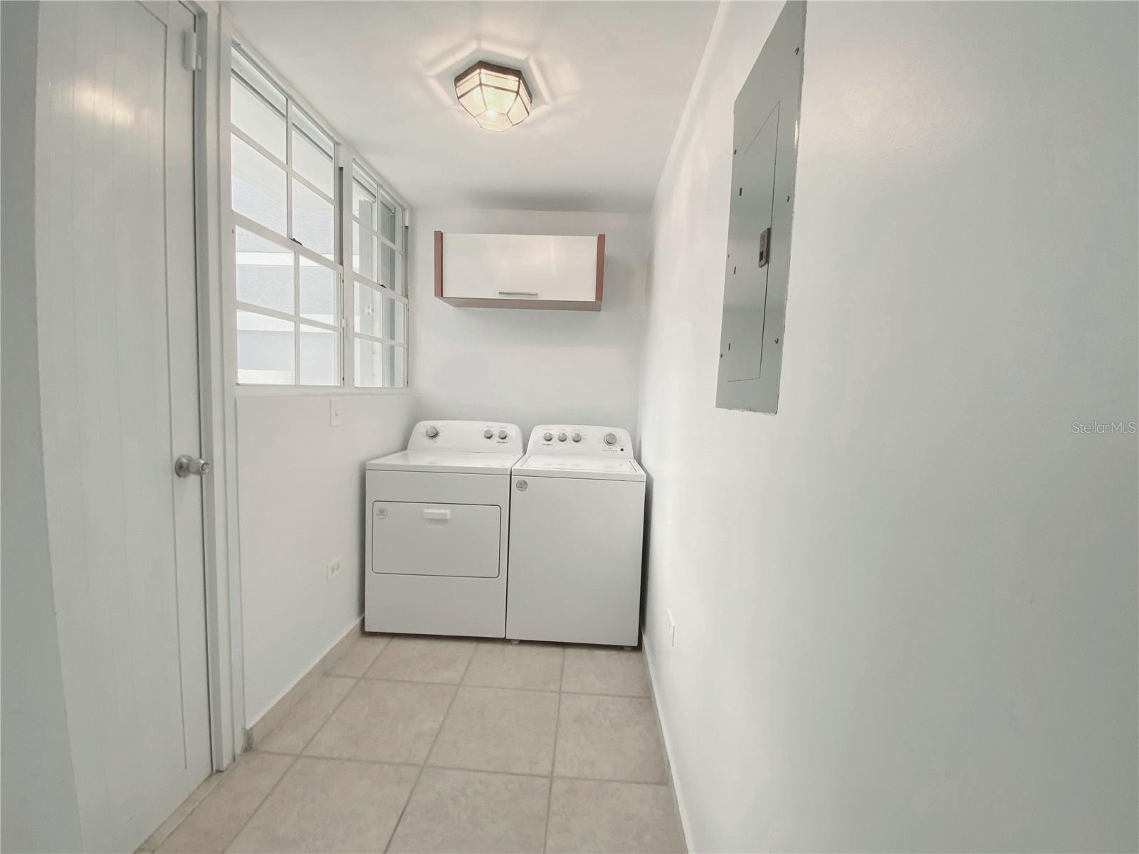 URB. PALMA REAL - Residential Lease