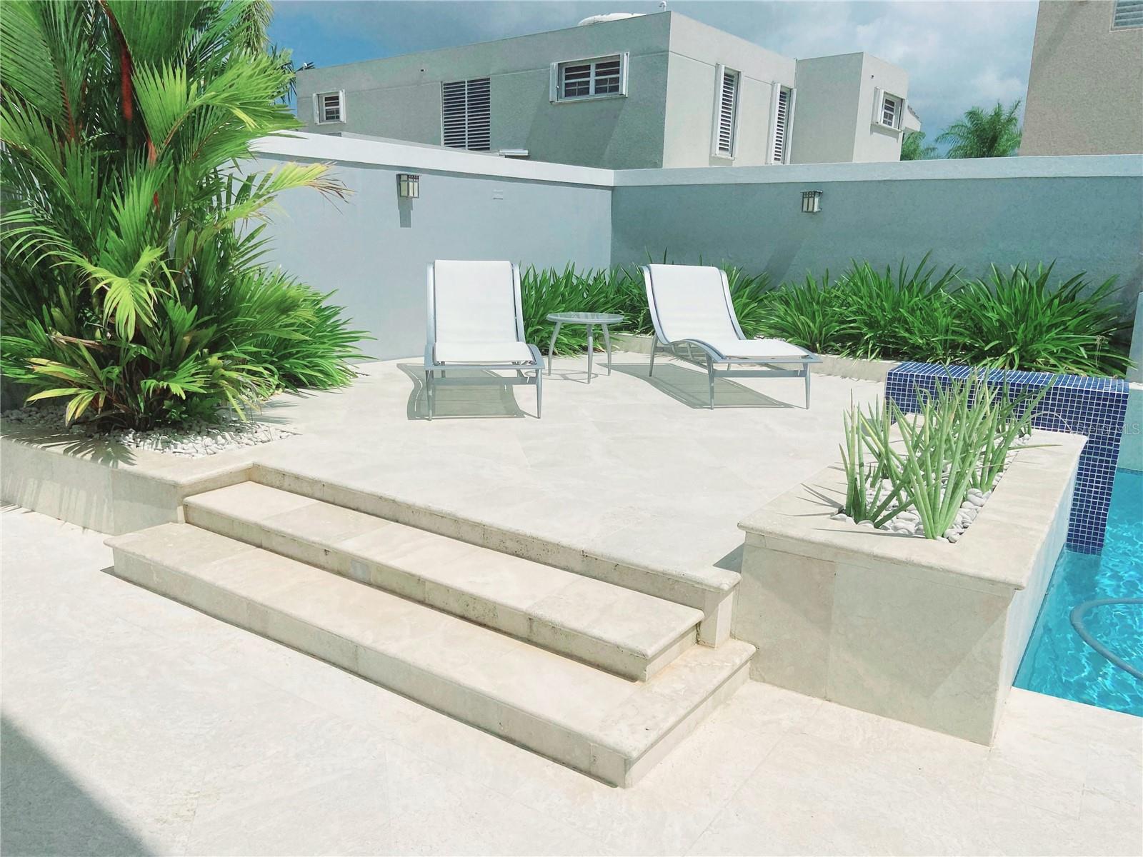 URB. PALMA REAL - Residential Lease