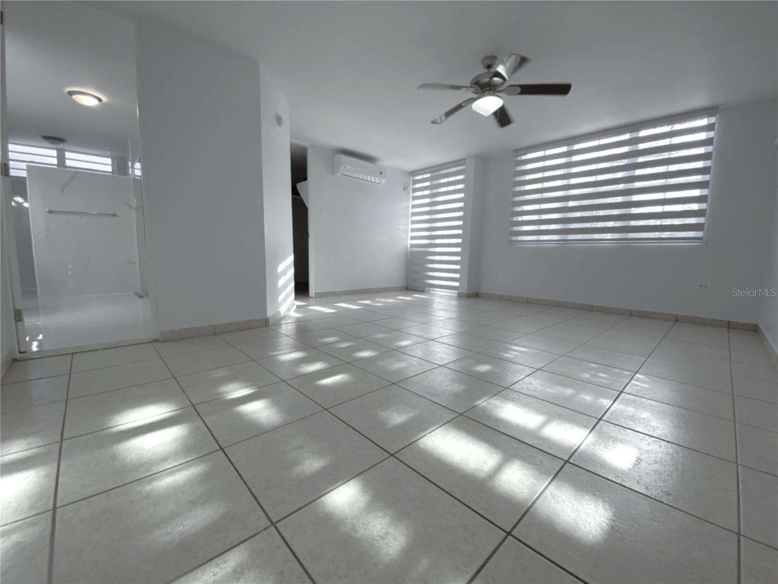 URB. PALMA REAL - Residential Lease