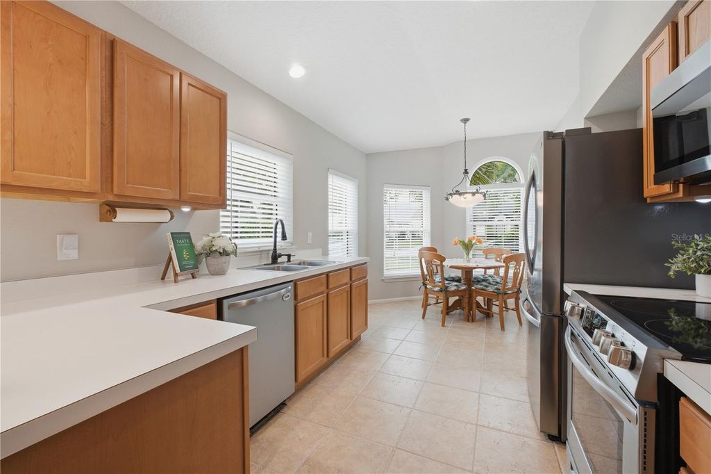 Photo of 10635 Satinwood Circle, Orlando, FL 32825 (MLS # O6396360)